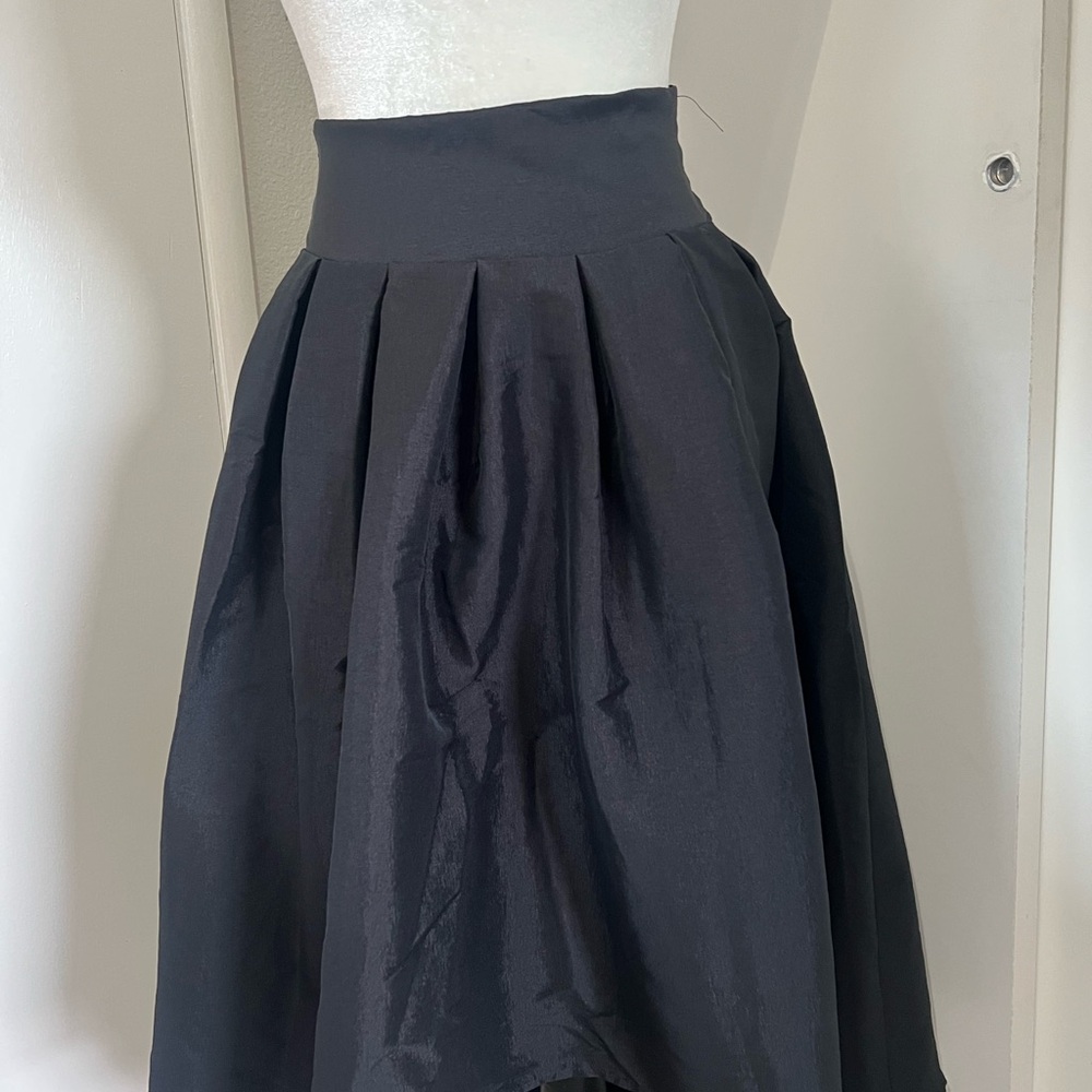 Black Midi A-Line Pleated Skirt for Work